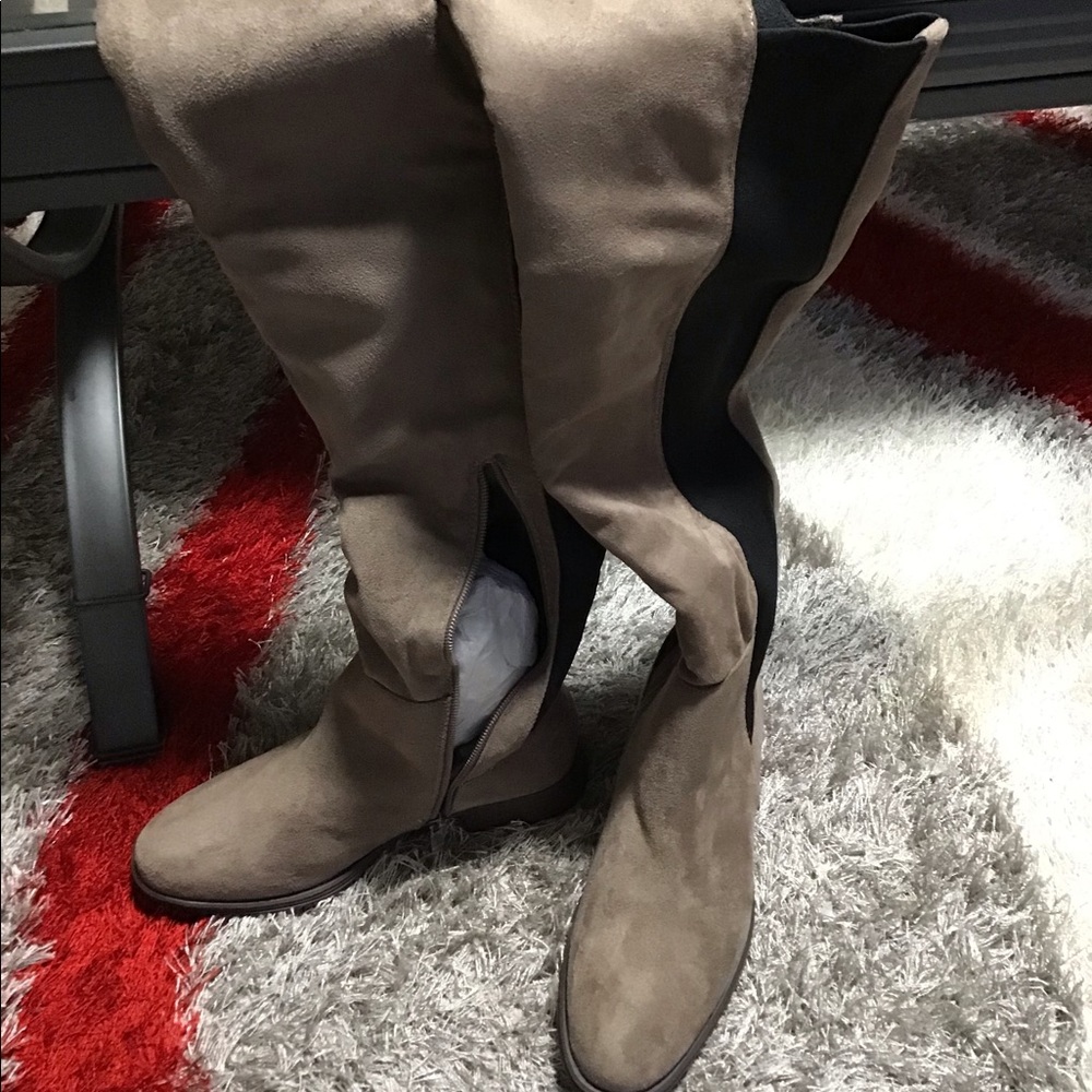 Swayed boots
